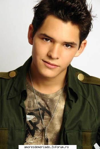 Adrian Leyra - am moolte poze q el.. :) :) :) q actoru...ricardo - Adrian Leyra