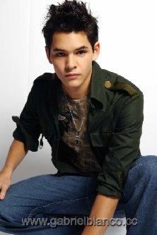 Adrian Leyra - waw ce privire!!=p~=p~ - Adrian Leyra