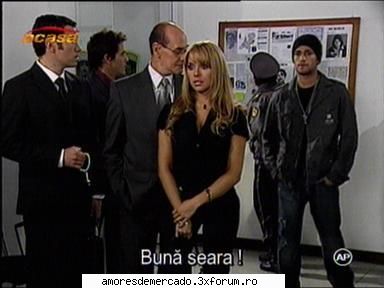 mey ai observat k se imbrak la fel de la inceputul :rotfl:  :rotfl:  :rotfl:  :rotfl:  :rotfl: