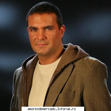 kam atatea poze am k mauricio nu e preferatul meu :d fernando